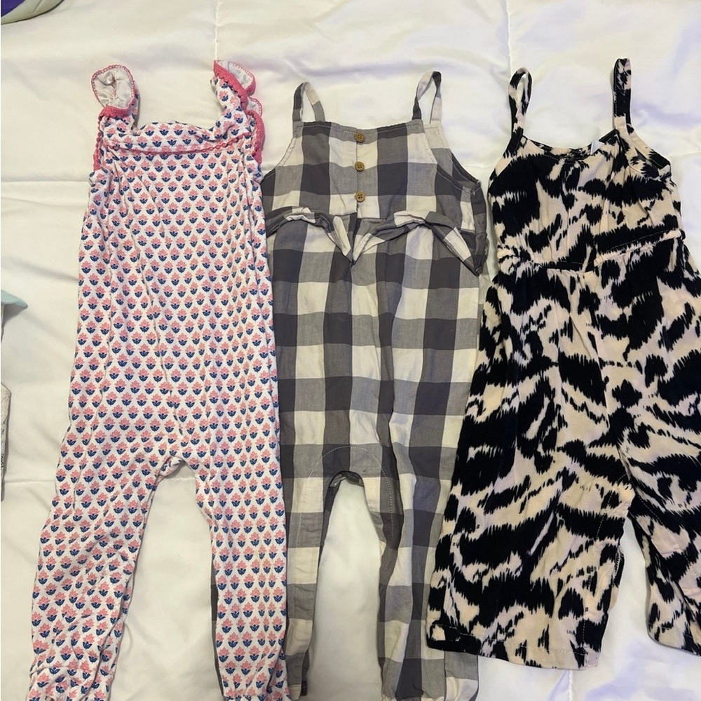 Bundle of 3 baby girls jumpers